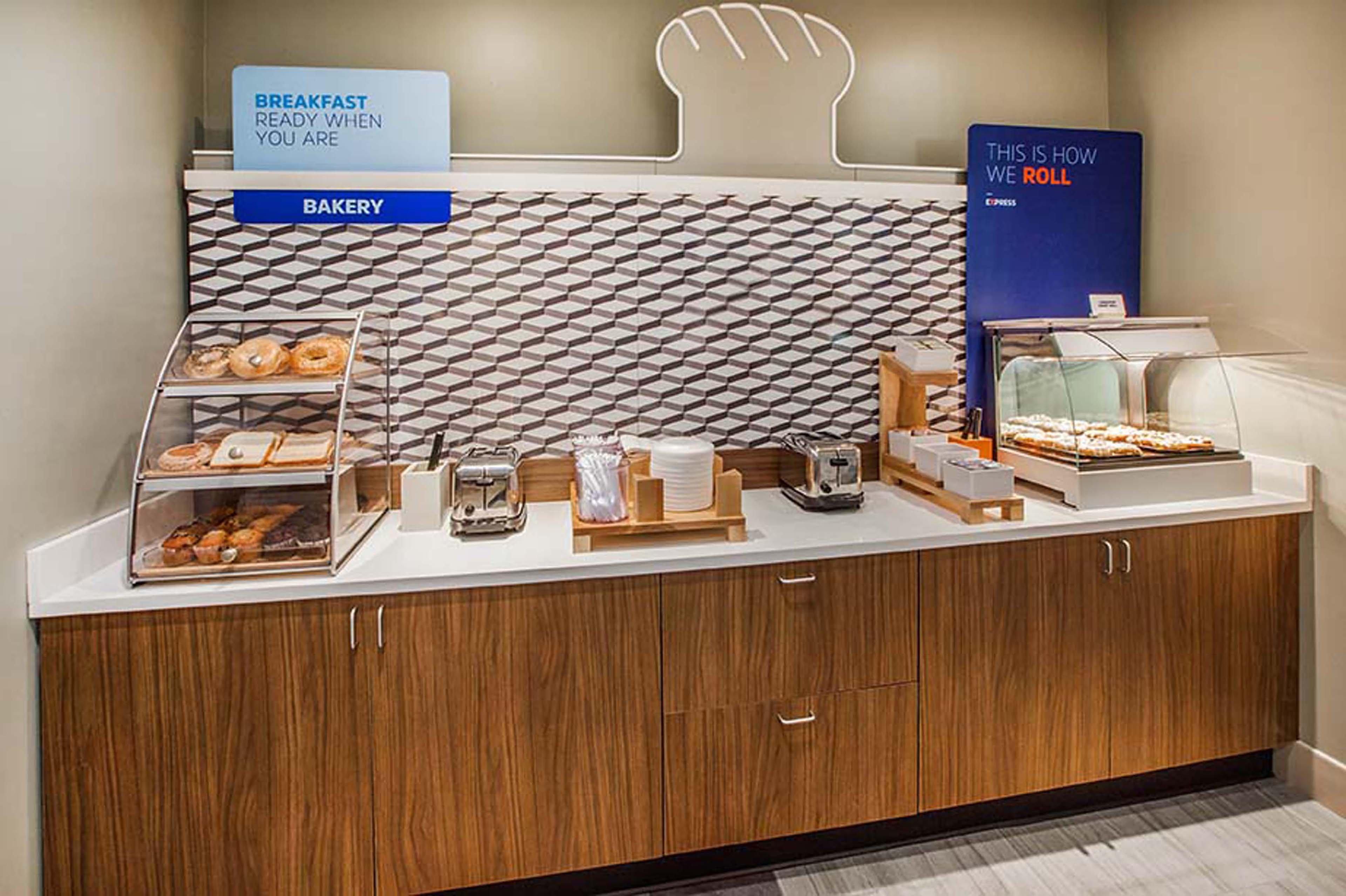 Holiday Inn Express & Suites Downtown Ottawa East By Ihg Dış mekan fotoğraf
